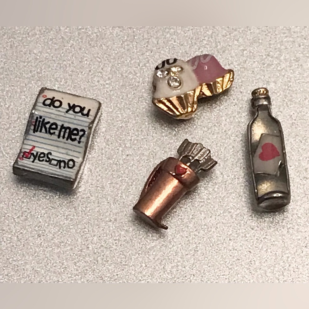 4 Origami Owl Valentine’s Day Charms